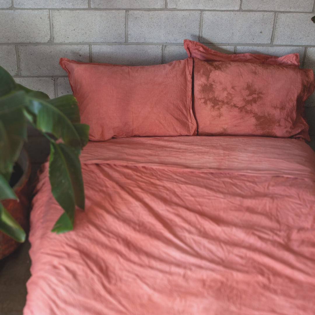 Rose Madder Pillowcases (2-Pack)
